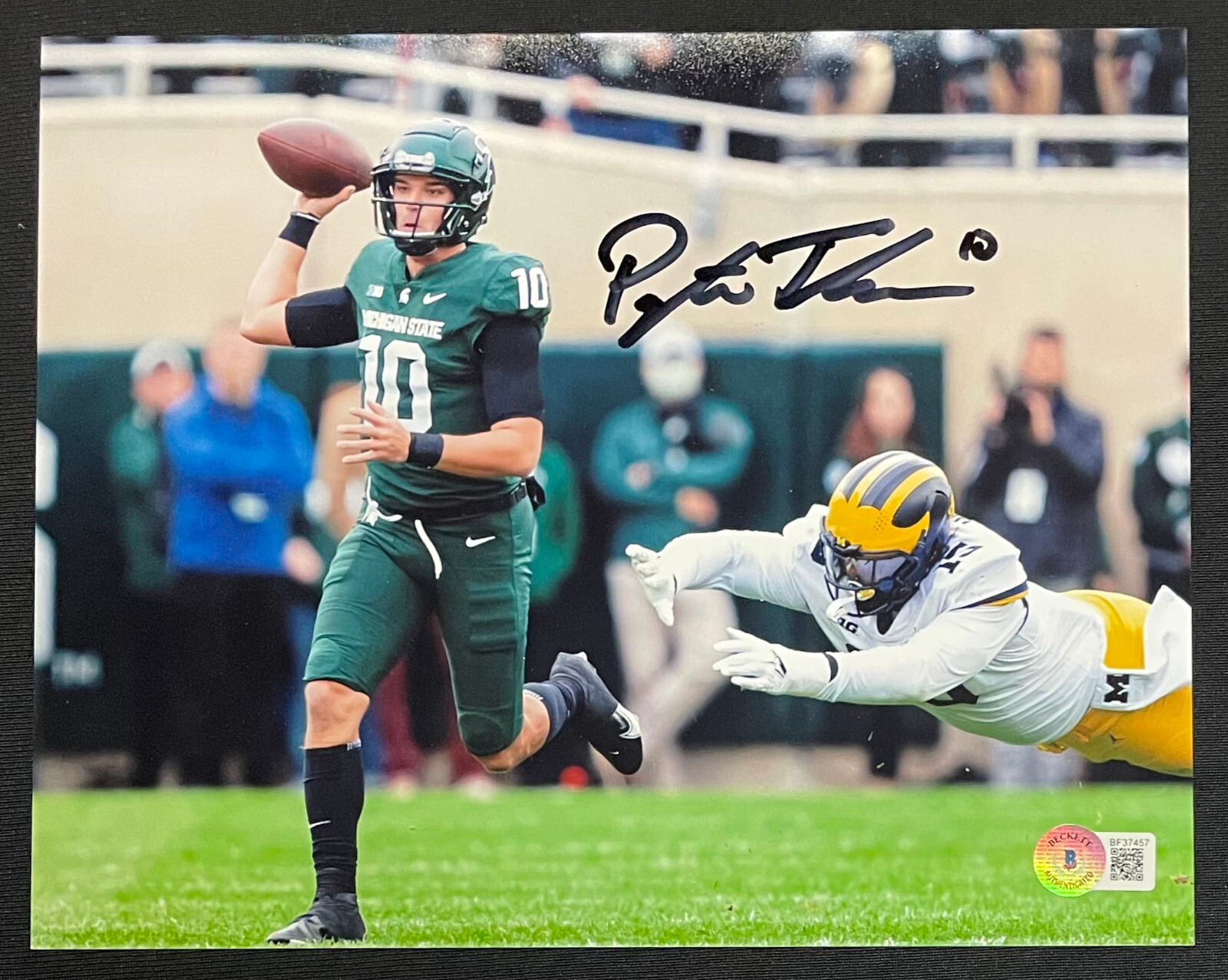PAYTON THORNE Autographed Signed Michigan State Spartans 8x10 PHOTO BECKETT COA BAS VS MICH 