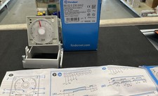 88.02.0.230.0002 - PLUG-IN TIMER - 24..230V  ...