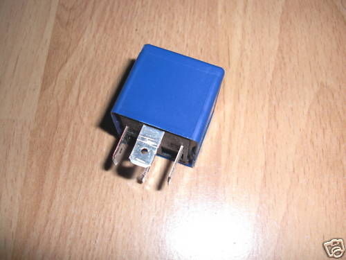 Opel Relais mit der Nummer 24432614