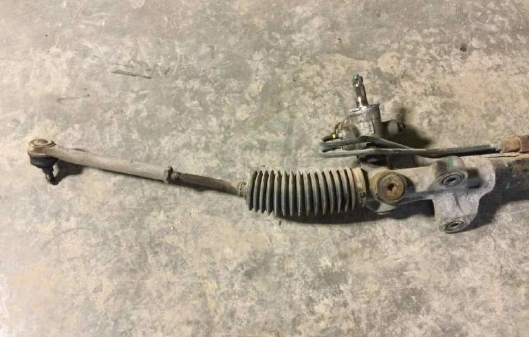 Portaequipajes y piñón de dirección Honda Odyssey 2005-2010  Foto 2 de 3