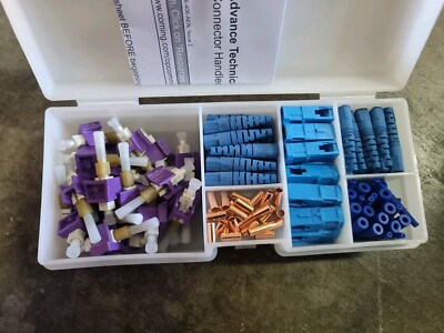 Corning Fiber Optical Connector, OSNP-SCU-900-Z, 25 Pieces In One Box.