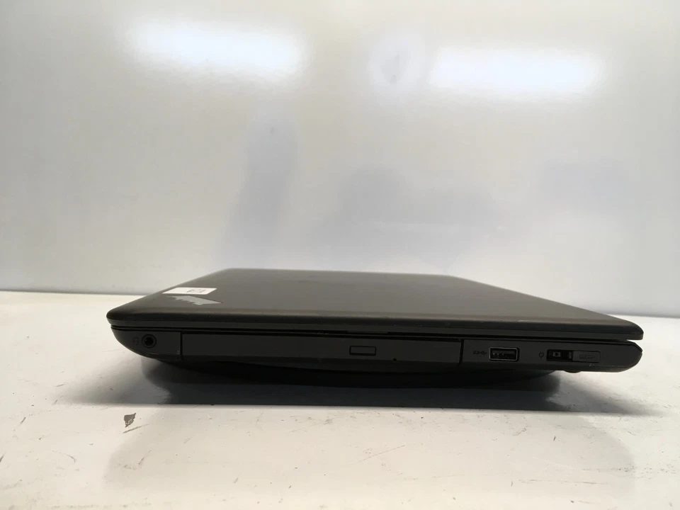 Lenovo ThinkPad E560 Intel i3-6100U 2,3 ГГц 4 ГБ без жесткого диска - Изображение 4 из 4