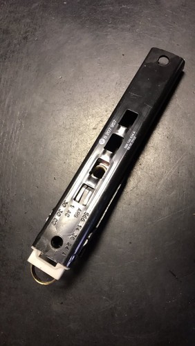 Einstellhöhe Riemen vorne rechts BMW Serie 3 E46 Coupe 8207957