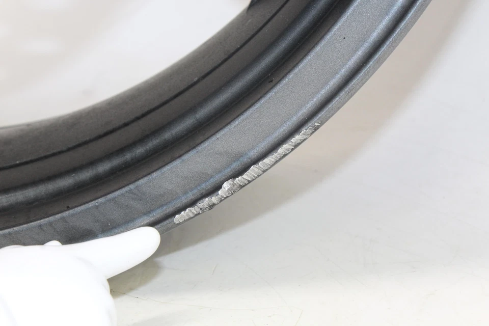 Llanta trasera Kawasaki Zr7s Zr750 2002 Foto 4 de 4