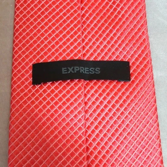 Vintage Y2K Express 100% Italian Silk Vibrant Coral Orange Pink Men's Tie - Image 3 of 4