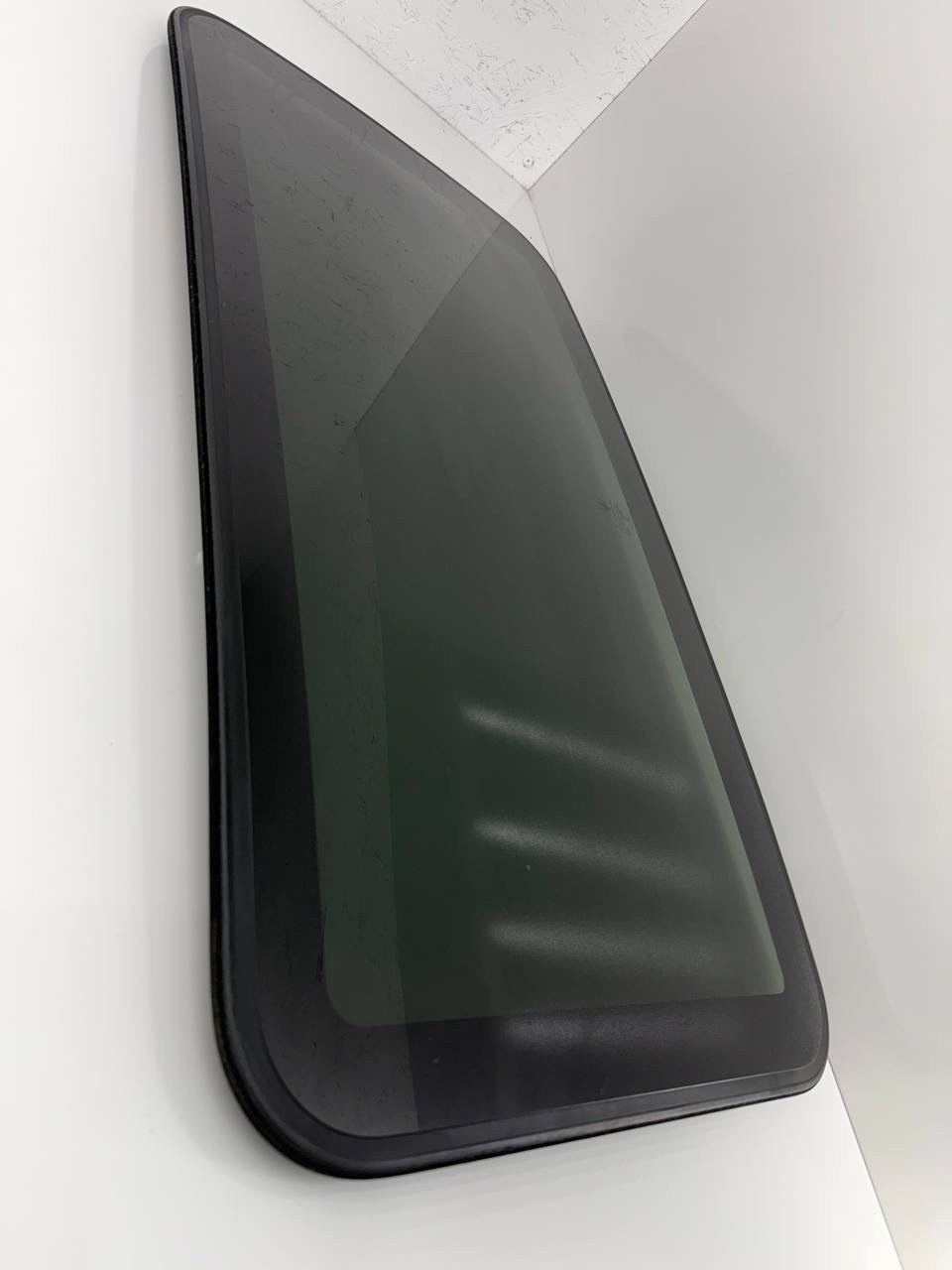2014 - 2020 Maserati Ghibli Sunroof Glass 
