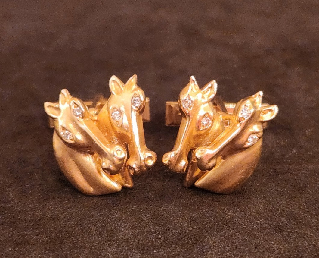 Elegant Horse Head Cufflinks  14K Diamonds