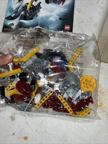 Lego Bionicle Cendox VI - Set 8992 Opened 6