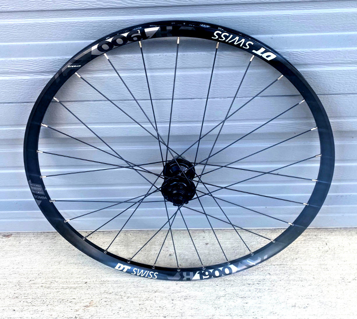 27.5" DT Swiss H1900 spline 30mm 6bolt disc rear wheel 12mmx148mm boost HG