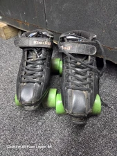 Riedell R3 Cayman Black Roller Skates Adult Size 9 green Wheels Indoor/Outdoor