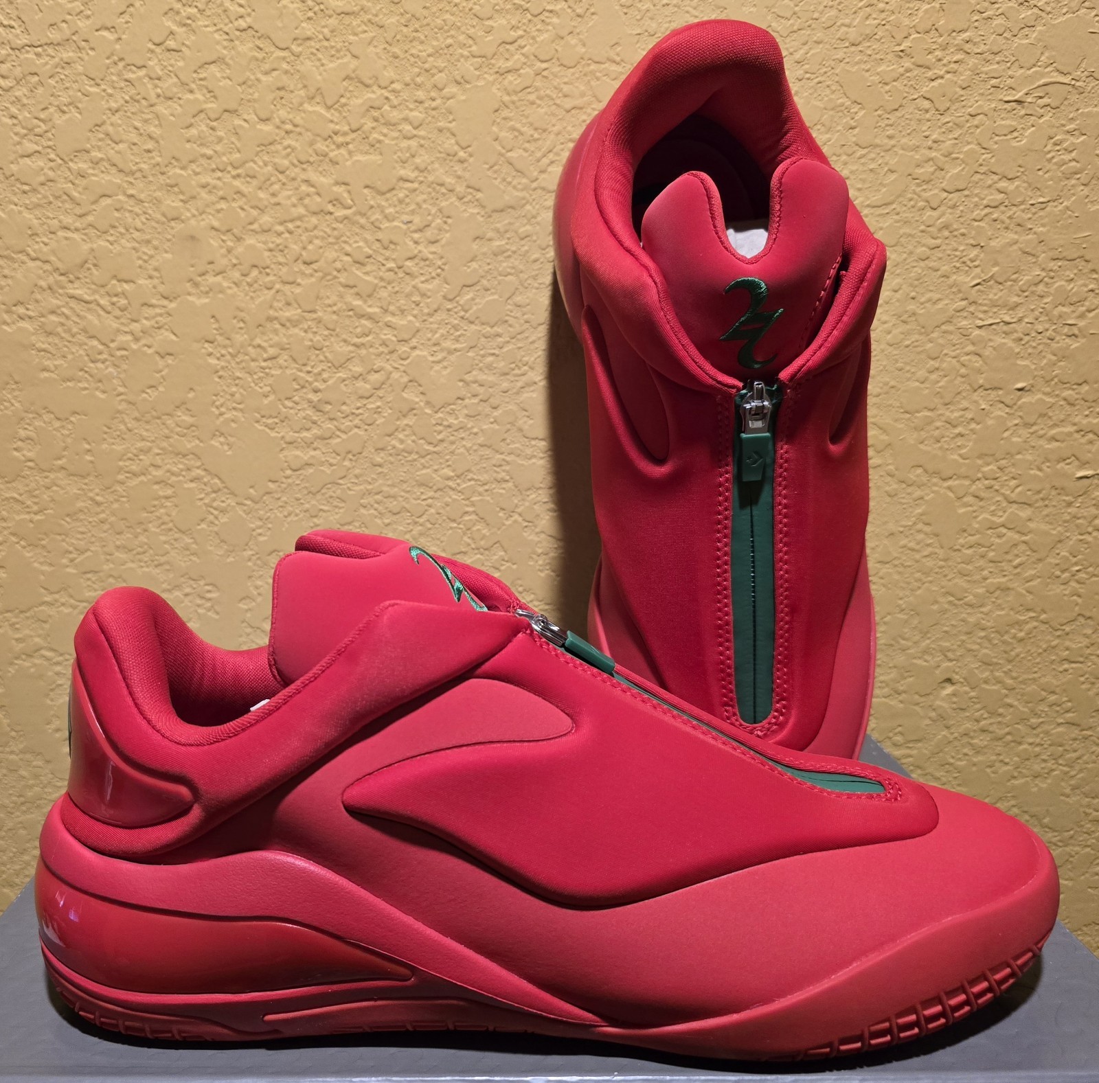 Size 9.5M - Shai 001 North Pole OX, University Red/Green (A18775C) image 6