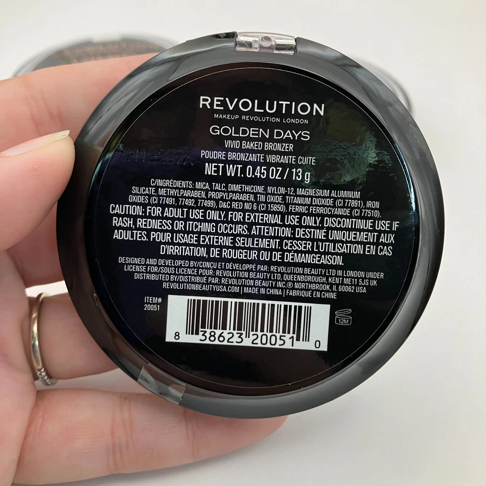 Revolution Vivid Baked Bronzer Golden Days 3 Set Makeup Shimmer Glow 13g Each - Image 3 of 4