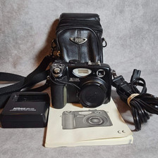 Nikon CoolPix 5400 5.1MP Digital Camera Battery Book Charger Bag Works Great
