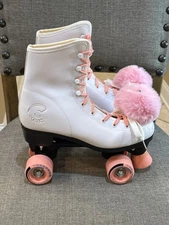 C Seven Women’s Roller Derby White Roller Skates with Pink Pom-Poms Size 10