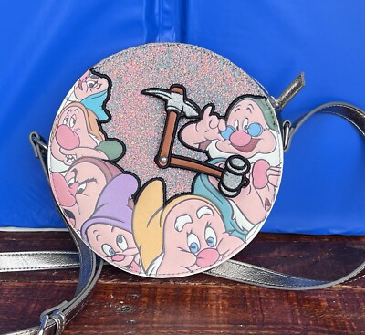 Danielle Nicole Disney Snow White and the Seven Dwarfs Crossbody Purse NWOT