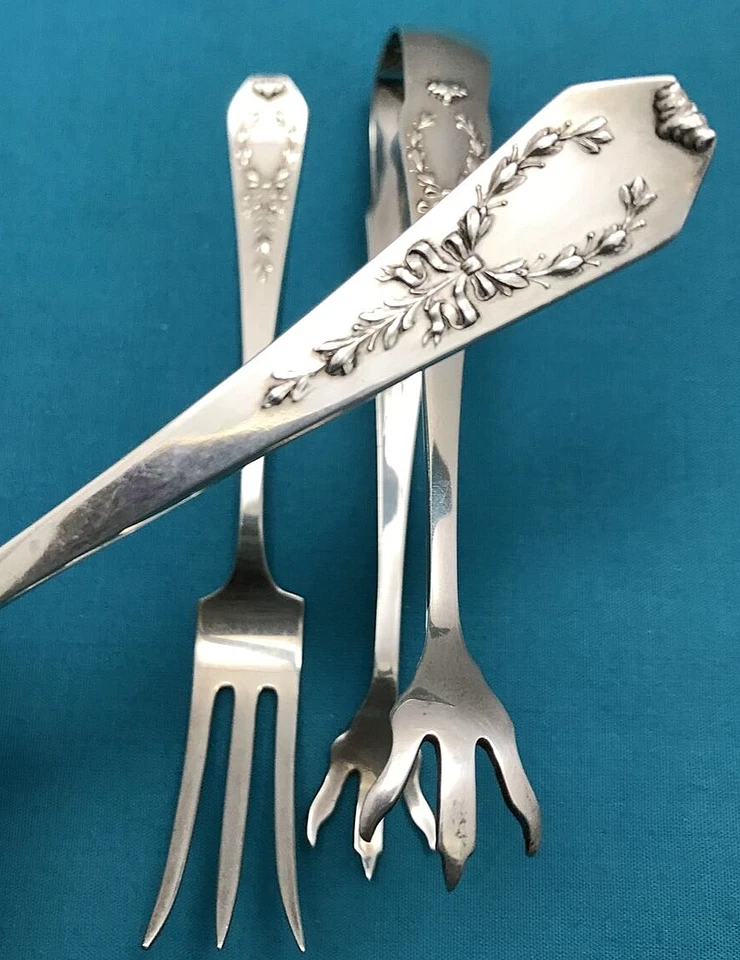 3 tenedores de ostra y limón de ley MADAM JUMEL + PINZAS DE AZÚCAR Gorham & Whiting Foto 2 de 4