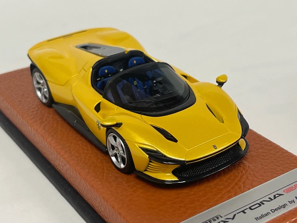 1/43 Looksmart 法拉利 Daytona SP3 Giallo 黄色 Trisrato 皮革 LS535SPD — 第 4/4 张图片