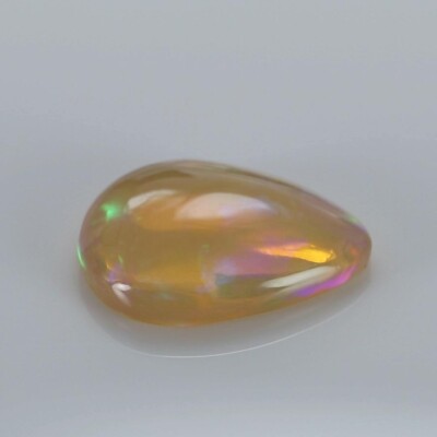 7.42 carats - Mesmerizing Ethiopian Rainbow Opal 2410349-5
