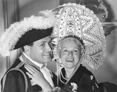 Gitta Alpar And Hans Rehmann 1932 SINGER MUSIC OLD PHOTO