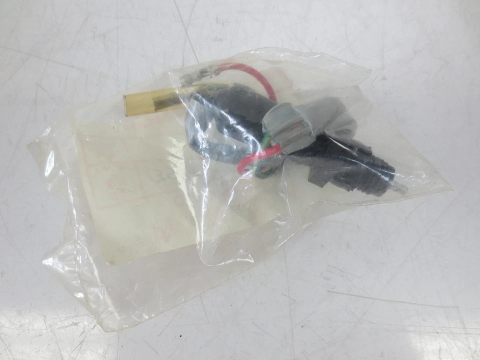 NEW Genuine OEM Honda NOS CT90 Stop Switch Assy 35350-046-025 - Image 2 of 2
