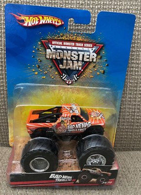 HOT WHEELS MONSTER JAM 1/64 BAD NEWS TRAVELS FAST 34/70 M4006 2007