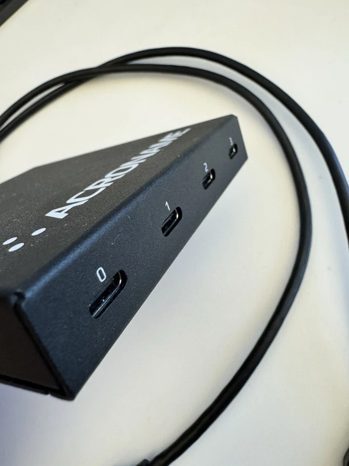 Acroname Controlled USB-C 4-Port Switch - Image 2 of 3