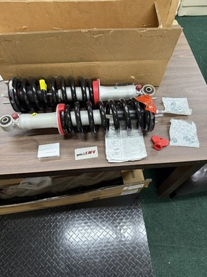 TOYOTA STRUTS!!!!! Rancho RS999923/RS999931 Set of 2 QuickLIFT Front Struts