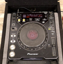 Pioneer CDJ-1000MK2 DJ CD Turntable LIGHT DAMAGE READ w/ Odyssey Case
