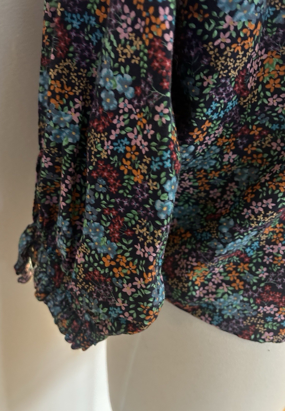 Doen Rose Blouse SZ S Navy Lady Bird Floral  Print Peasant Boho Romantic # 9164 image 5