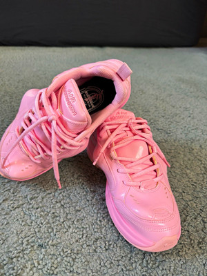 Nike Martine Rose x Air Monarch IV Soft Pink Low Top Lace-Up Sneaker AT3147-600