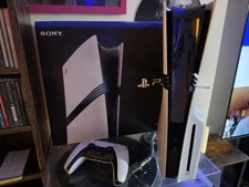 PS5 PRO Sony Playstation 5 Pro Console WITH DISC DRIVE . Excellent Condition 