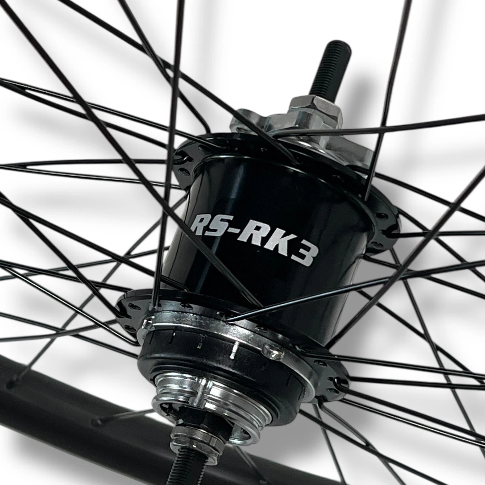 24-Zoll Hinterrad mit Sturmey-Archer 3-Gang Nabenschaltung und Disc-Aufnahme