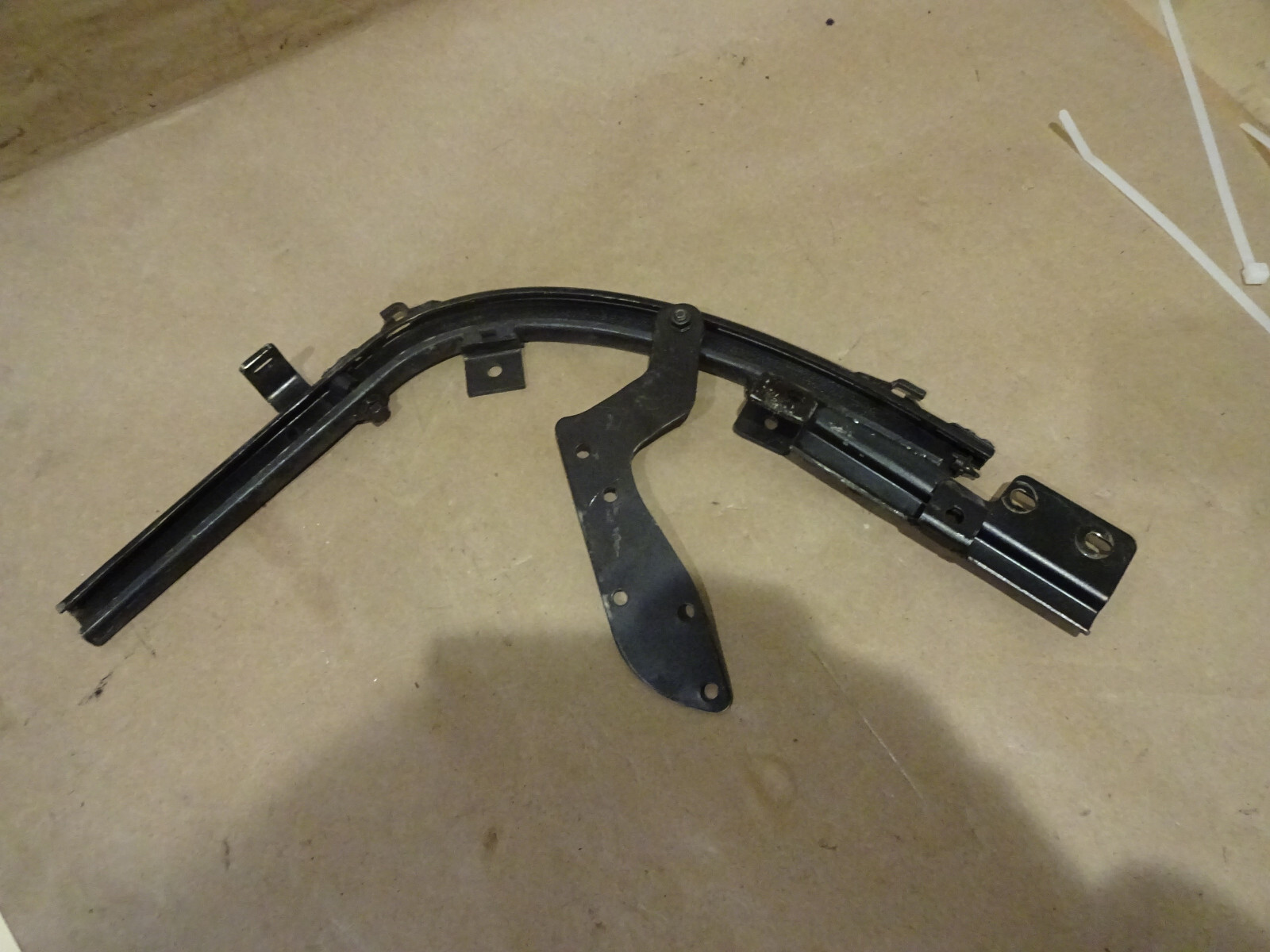 Ferrari California -RH Guide For Trunk Separator Panel - P/N 80806800
