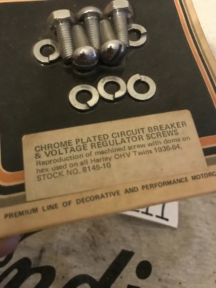 Harley Cabeza de nudillo Cabeza de pan Interruptor de circuito Regulador de voltaje Tornillos de montaje Foto 2 de 3