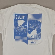 Camisa Laur Elle El Arte de Pretender Para Hombres XL Blanca Dos Caras Banda Mercancía Musical