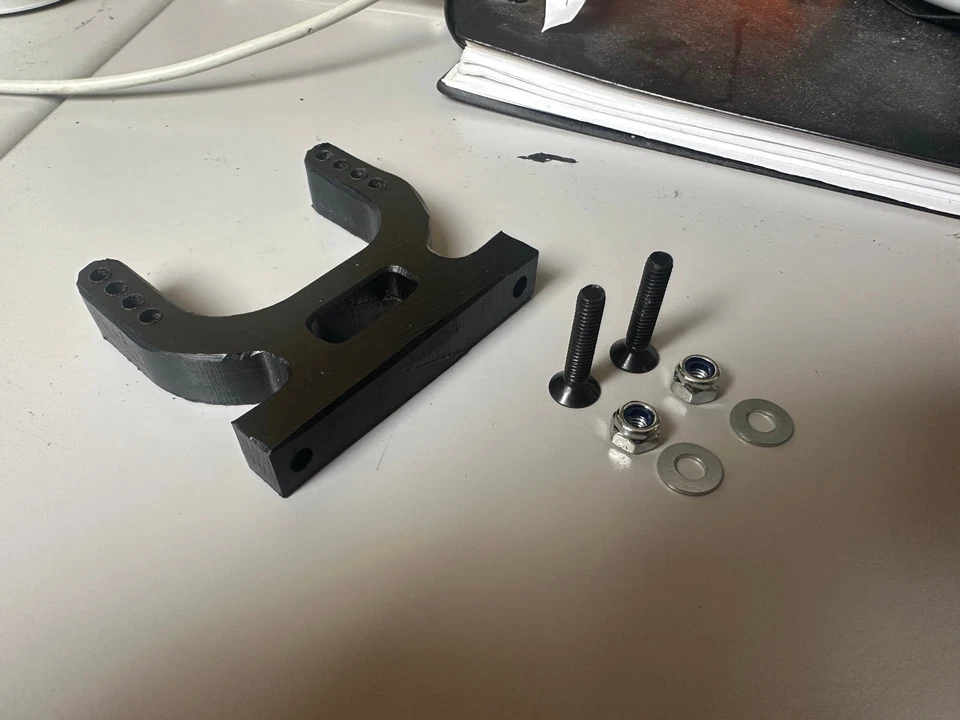 KAMTEC AND MARDAVE Banger Lower Front Body Mount, Mardave and Kamtec, P&P Discount