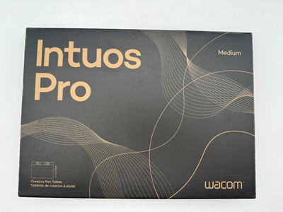NEW Wacom PTK670K0A Intuos Pro Medium Drawing Tablet with Wacom Pro Pen 3 Black