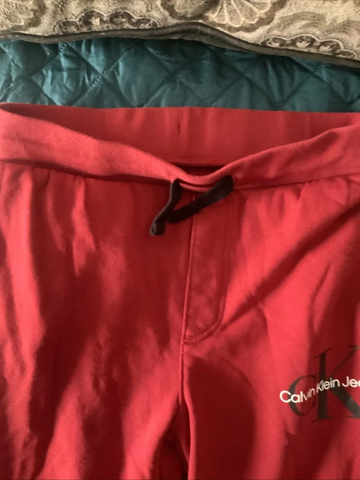 Niños 14-16 grandes. Pantalones deportivos Calvin Klein pierna recta color rojo Foto 4 de 4