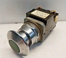 New Furnas 52PA2G3WJK E-Stop Emergency Illuminated Push-Pull Operator Green