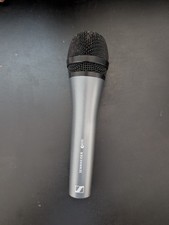 Sennheiser E835 Dynamic Cardioid Vocal Microphone