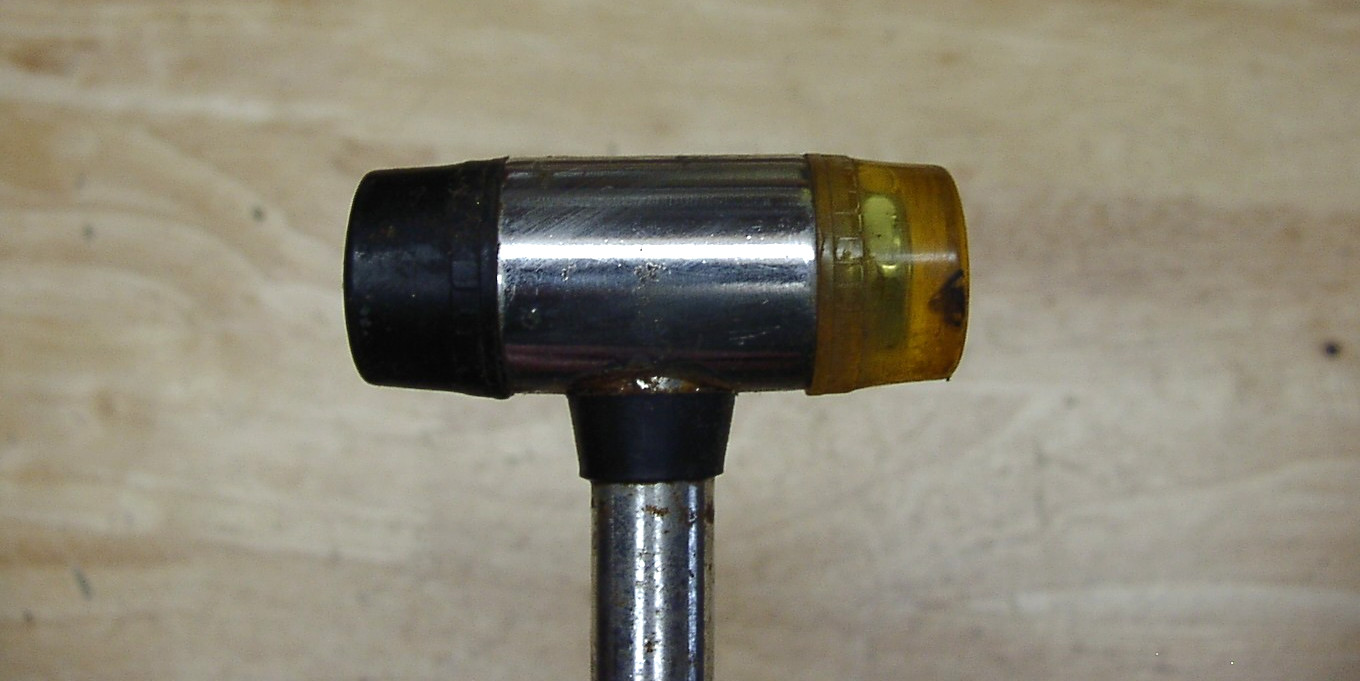 Unbr. 8.7oz Soft Blow Hammer,2-9/16 Head,W/ 15/16" Diam Blk & Yellow Faces,China