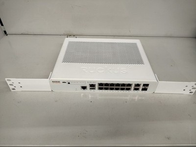Ruckus ICX-7150-C12P Compact Switch inkl. rackmount