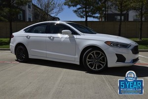 2019 Fusion SEL LTHR S/ROOF SPORT WHLS 66K LOW MILES CLEAN