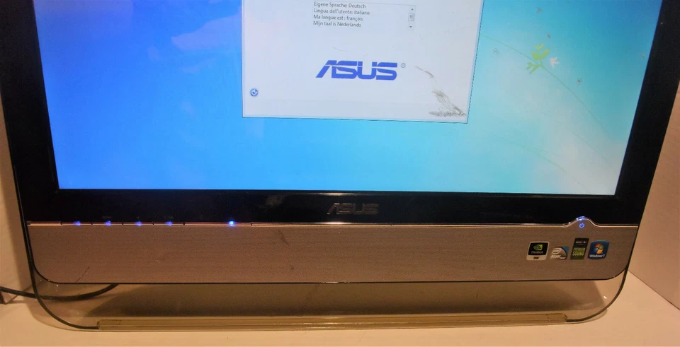 Asus EEETop ET2002T 20'' All in One PC (Intel Atom 1.60GHz 2GB 320GB) AS IS - Image 3 of 4