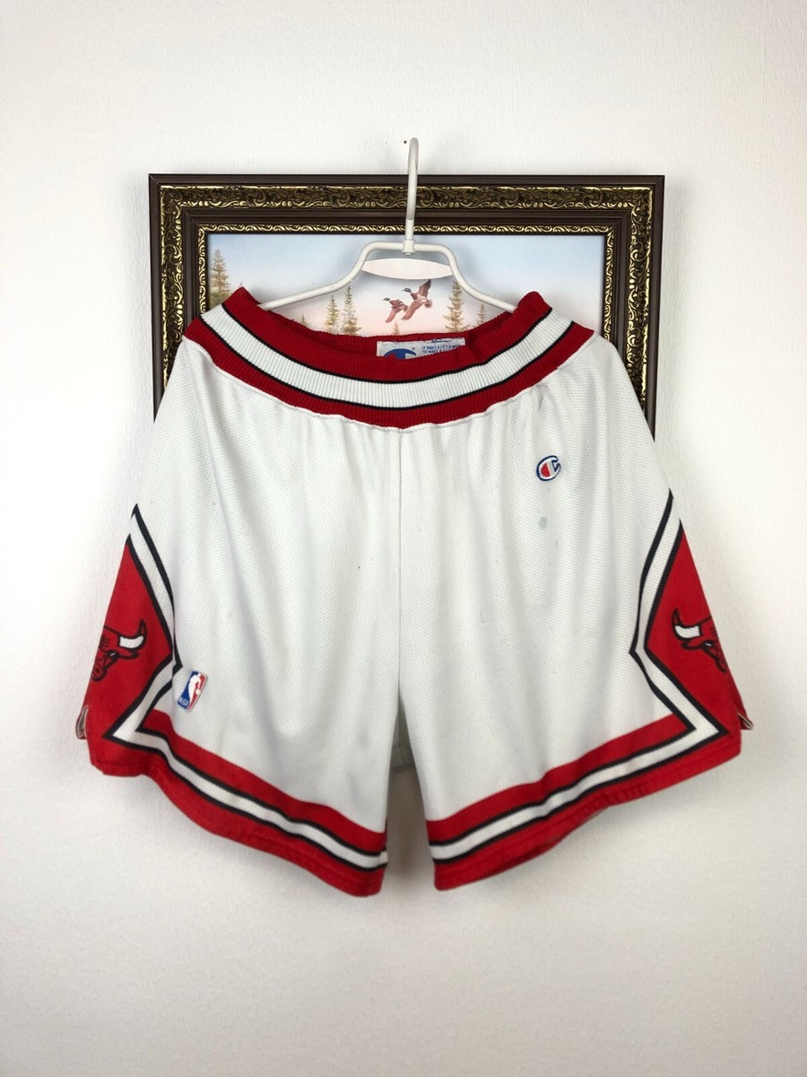 Vintage 90's Champion Chicago Bulls NBA Shorts Mens White