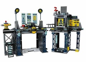 LEGO DC Comics Super Heroes Batman 6860 The Batcave Bruce Wayne Robin Poison Ivy