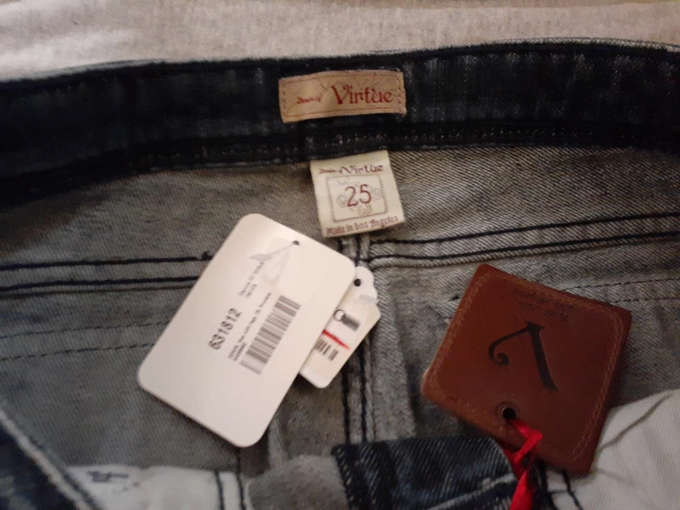 Jeans Denim of Virtue lavado oscuro corte boot tiro bajo 25 nuevos con etiquetas para mujer Foto 4 de 4