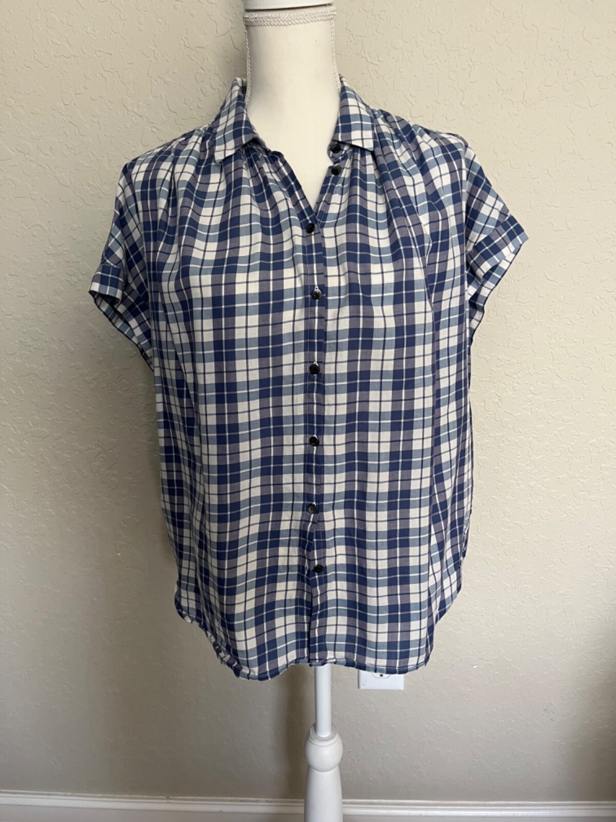Madewell plaid button down blouse - image 1