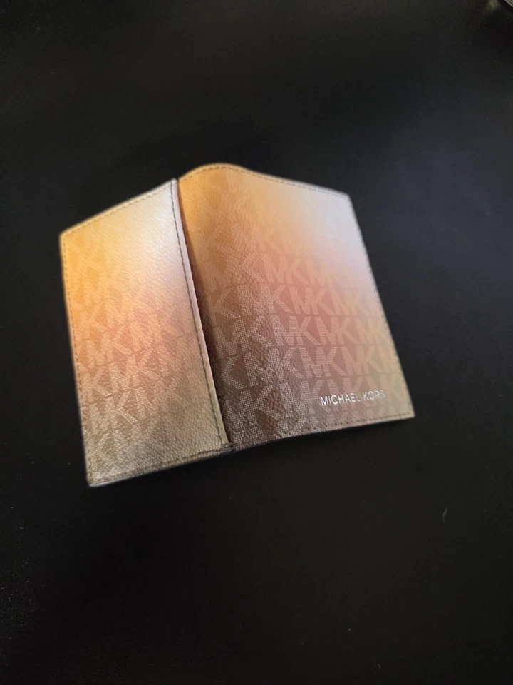 Cartera Michael Kors para hombre Foto 2 de 4