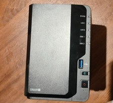 Synology DS220+ DiskStation NAS, with 8TB (2 x Seagate Ironwolf 4TB)